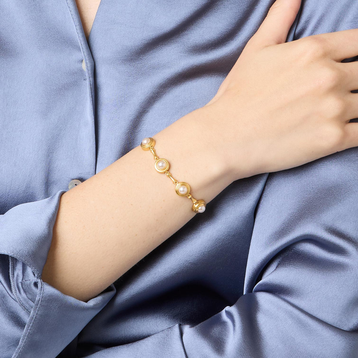 JULIE VOS Bamboo Pearl Bracelet