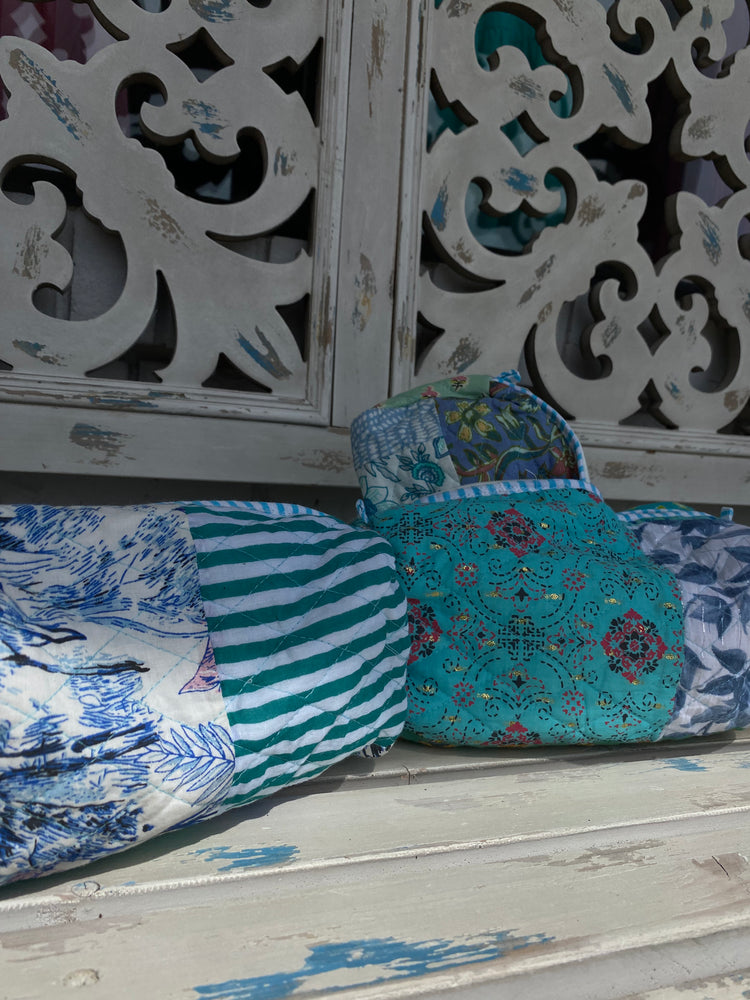 The Arabian Nights Travel Bag