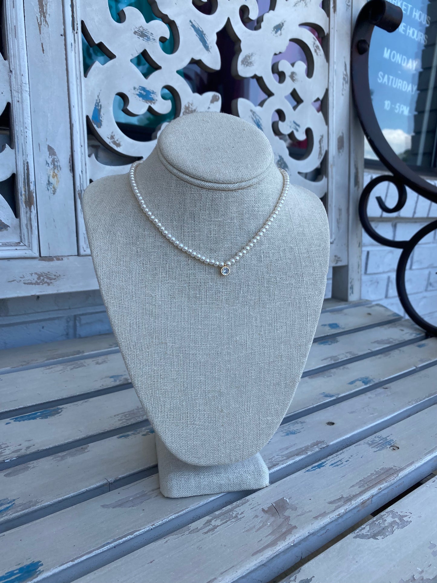 The Shimmer Pearl Necklace