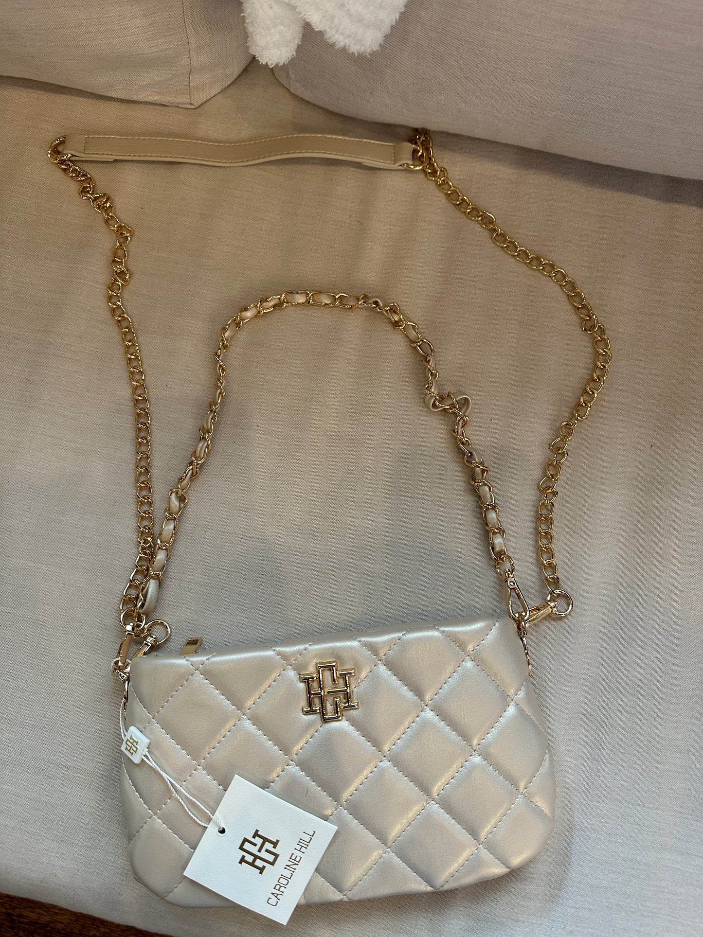 Livi Quilted Crossbody