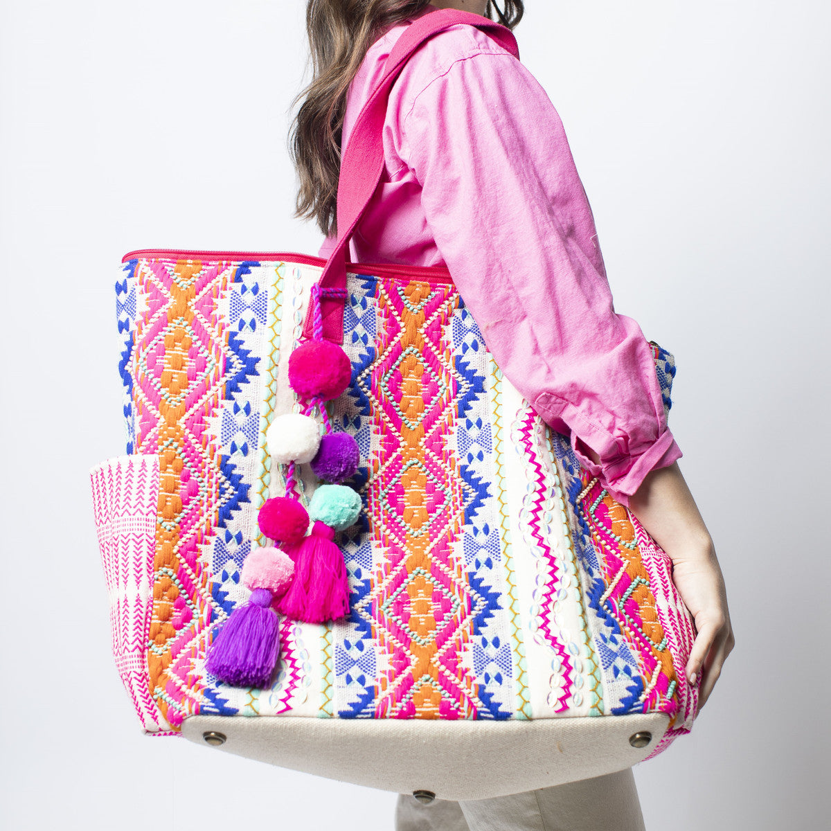 KIMMIE WEEKENDER