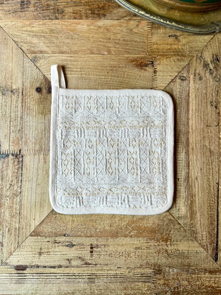 Patina Vie Embroidered Pot Holder