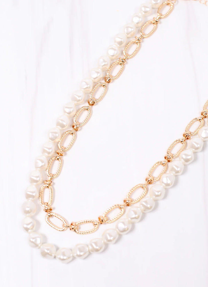 Dallas Layered Necklace with Pearls