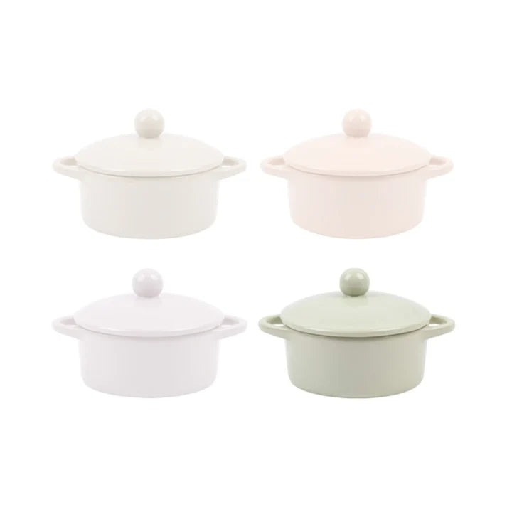 Hazel Mazel: Stoneware Baker W Ball Handle