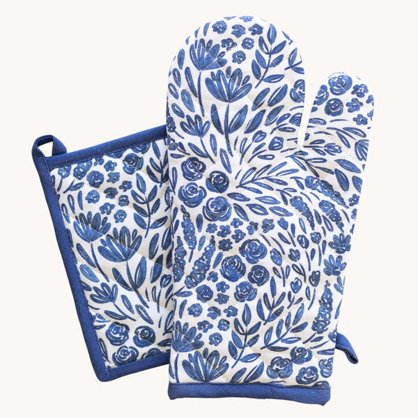 Elyse Breanne Oven Mitt & Potholder