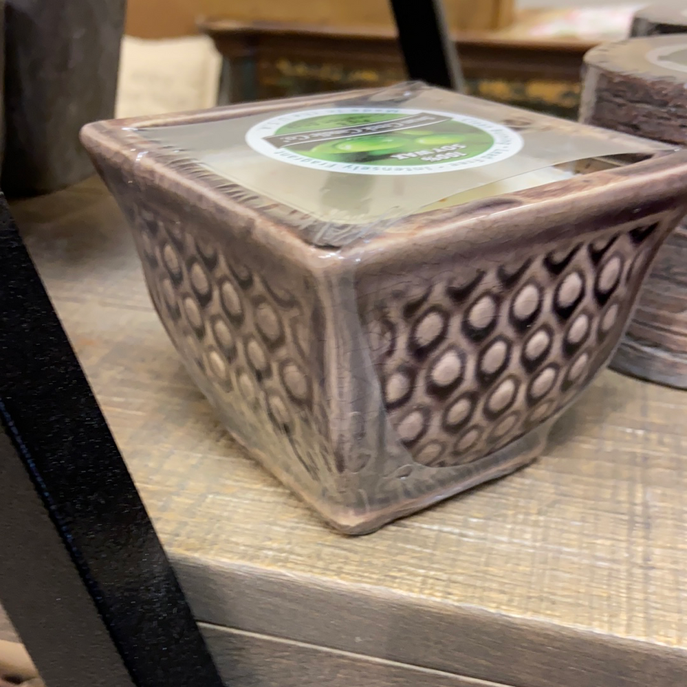 Swan Creek Farmhouse Square Pot